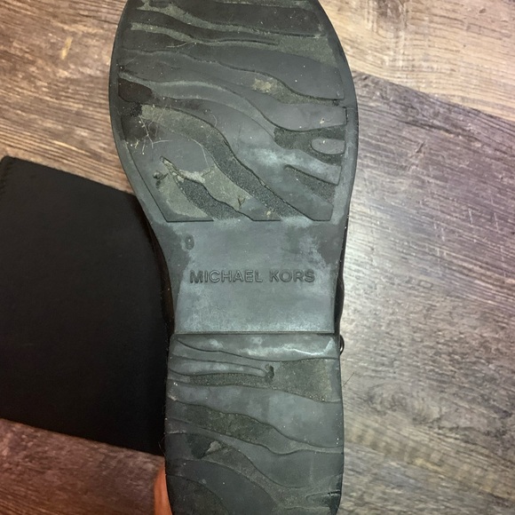 Michael Kors women’s rain boots - Picture 4 of 6